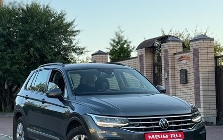 Volkswagen Tiguan II, 2021 год, 3 250 000 рублей, 13 фотография