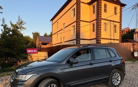 Volkswagen Tiguan II, 2021 год, 3 250 000 рублей, 17 фотография
