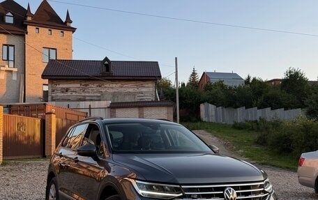 Volkswagen Tiguan II, 2021 год, 3 250 000 рублей, 18 фотография