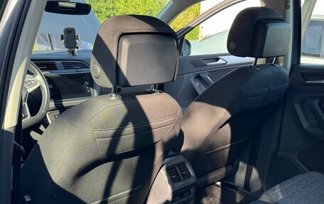 Volkswagen Tiguan II, 2021 год, 3 250 000 рублей, 29 фотография