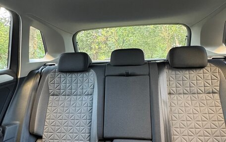 Volkswagen Tiguan II, 2021 год, 3 250 000 рублей, 30 фотография