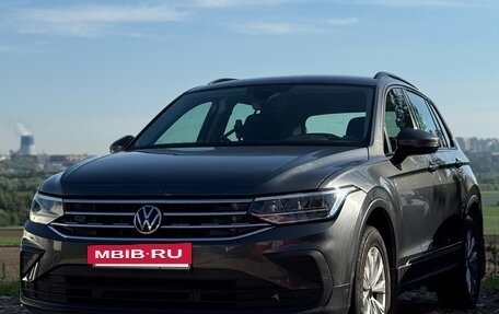 Volkswagen Tiguan II, 2021 год, 3 250 000 рублей, 28 фотография