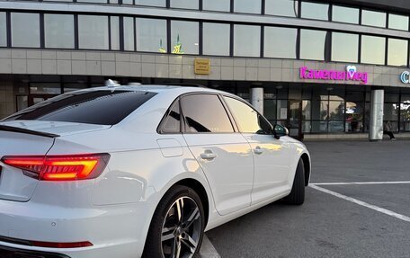 Audi A4, 2019 год, 3 090 000 рублей, 40 фотография