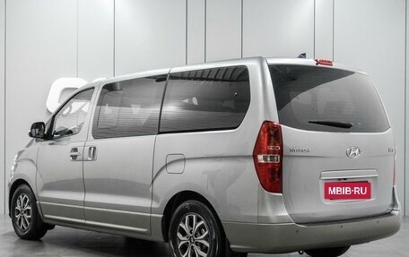 Hyundai H-1 II рестайлинг, 2018 год, 2 949 000 рублей, 2 фотография