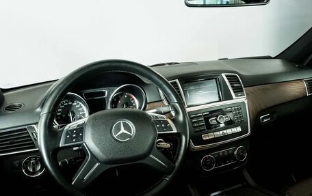 Mercedes-Benz M-Класс, 2012 год, 2 400 000 рублей, 6 фотография