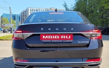 Skoda Superb III рестайлинг, 2025 год, 3 300 000 рублей, 8 фотография