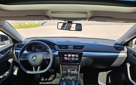 Skoda Superb III рестайлинг, 2025 год, 3 300 000 рублей, 23 фотография