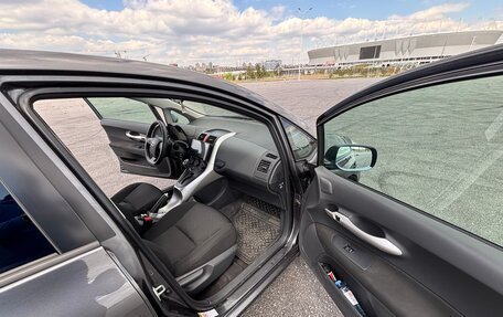 Toyota Auris II, 2011 год, 1 100 000 рублей, 9 фотография