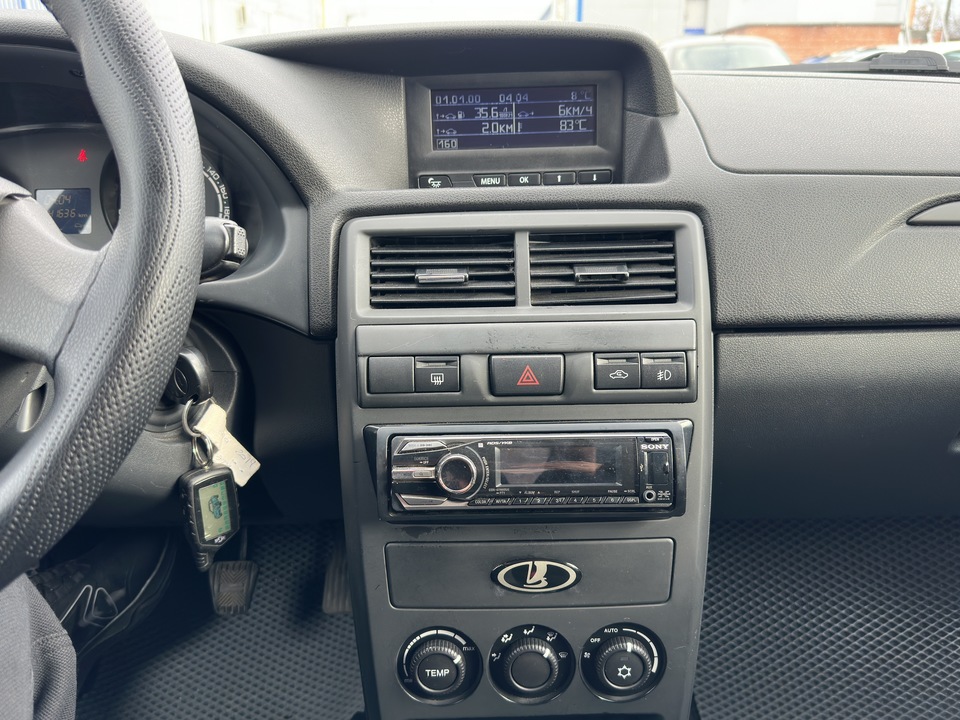 ВАЗ (LADA) Priora I рестайлинг, 2014 год, 535 000 рублей, 16 фотография