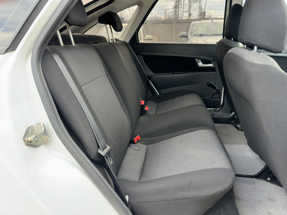 ВАЗ (LADA) Priora I рестайлинг, 2014 год, 535 000 рублей, 18 фотография