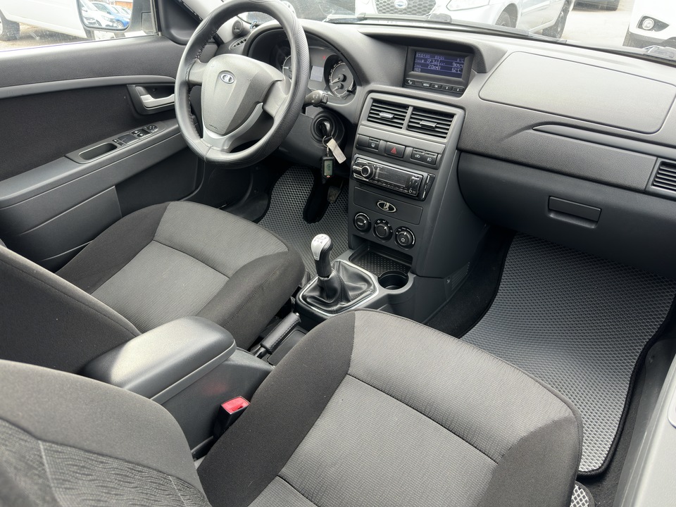 ВАЗ (LADA) Priora I рестайлинг, 2014 год, 535 000 рублей, 19 фотография