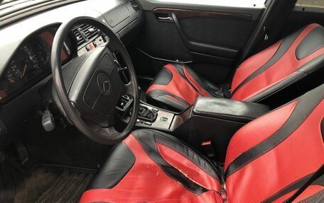 Mercedes-Benz C-Класс, 1997 год, 280 000 рублей, 11 фотография