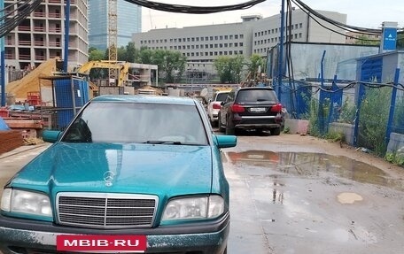 Mercedes-Benz C-Класс, 1997 год, 280 000 рублей, 9 фотография
