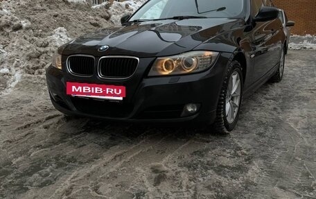 BMW 3 серия, 2011 год, 1 100 000 рублей, 13 фотография