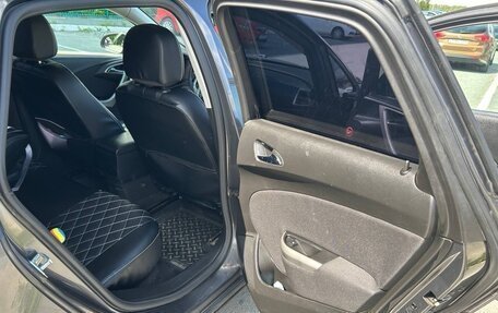 Opel Astra J, 2010 год, 750 000 рублей, 19 фотография
