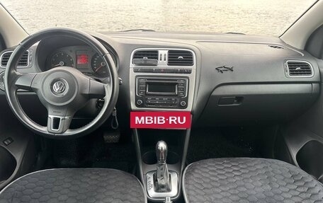 Volkswagen Polo VI (EU Market), 2013 год, 850 000 рублей, 11 фотография
