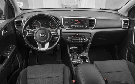 KIA Sportage IV рестайлинг, 2020 год, 2 415 000 рублей, 6 фотография