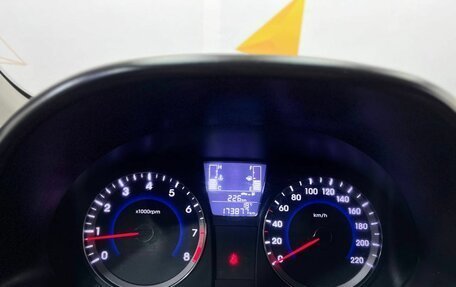 Hyundai Solaris II рестайлинг, 2015 год, 790 000 рублей, 11 фотография