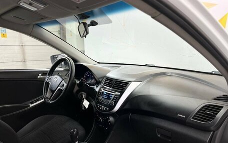Hyundai Solaris II рестайлинг, 2015 год, 790 000 рублей, 12 фотография