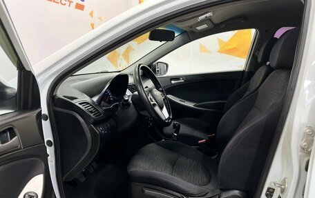 Hyundai Solaris II рестайлинг, 2015 год, 790 000 рублей, 16 фотография