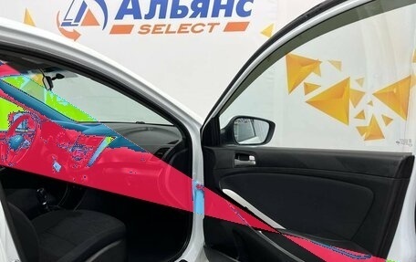 Hyundai Solaris II рестайлинг, 2015 год, 790 000 рублей, 27 фотография