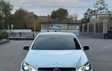 Mercedes-Benz E-Класс, 2015 год, 2 250 000 рублей, 2 фотография