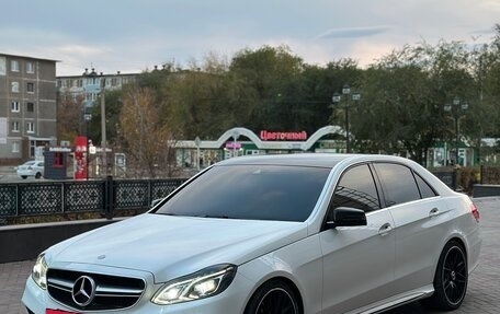 Mercedes-Benz E-Класс, 2015 год, 2 250 000 рублей, 3 фотография