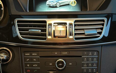Mercedes-Benz E-Класс, 2015 год, 2 250 000 рублей, 17 фотография