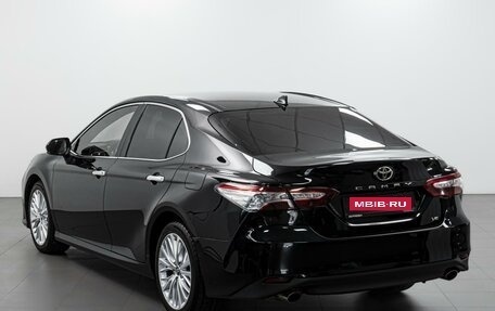 Toyota Camry, 2019 год, 3 159 000 рублей, 2 фотография