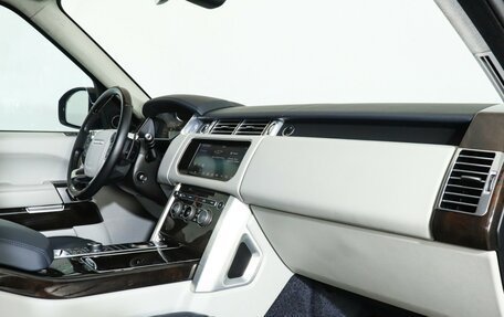 Land Rover Range Rover IV рестайлинг, 2017 год, 5 890 000 рублей, 9 фотография