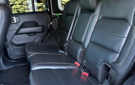 Jeep Wrangler, 2019 год, 4 450 000 рублей, 23 фотография