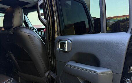 Jeep Wrangler, 2019 год, 4 450 000 рублей, 26 фотография