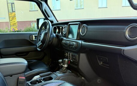 Jeep Wrangler, 2019 год, 4 450 000 рублей, 33 фотография