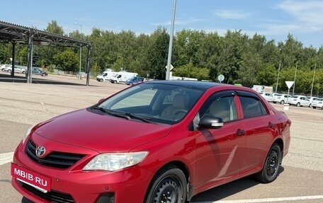 Toyota Corolla, 2011 год, 800 000 рублей, 3 фотография