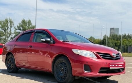 Toyota Corolla, 2011 год, 800 000 рублей, 10 фотография