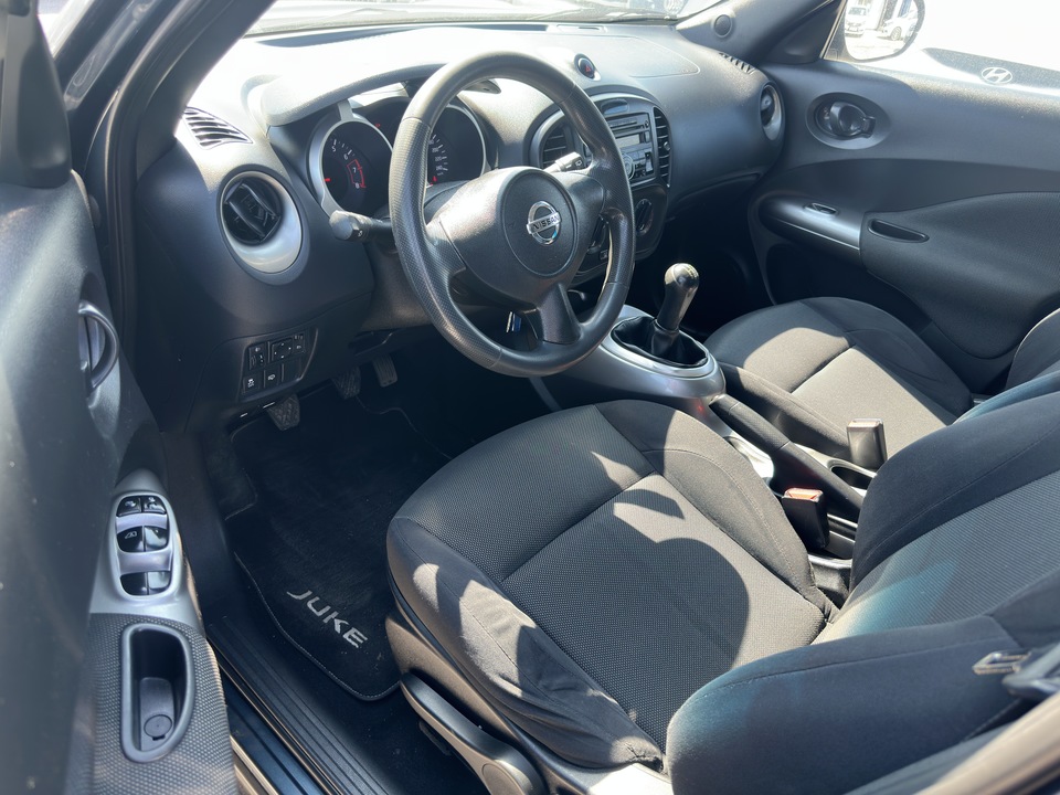 Nissan Juke YF15, 2011 год, 880 000 рублей, 9 фотография