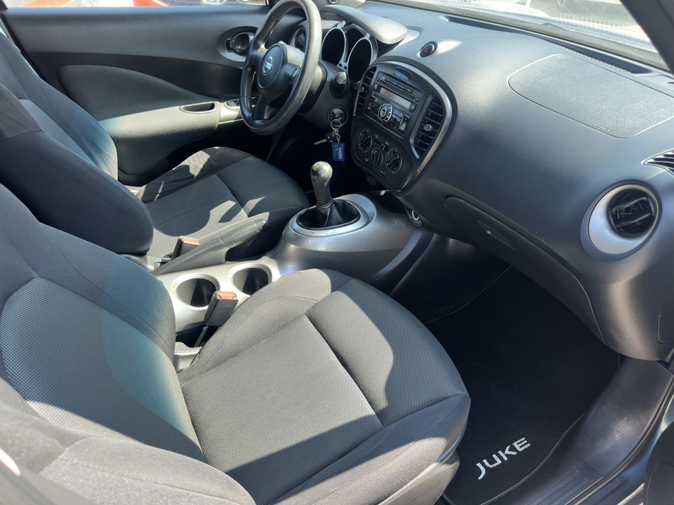 Nissan Juke YF15, 2011 год, 880 000 рублей, 16 фотография