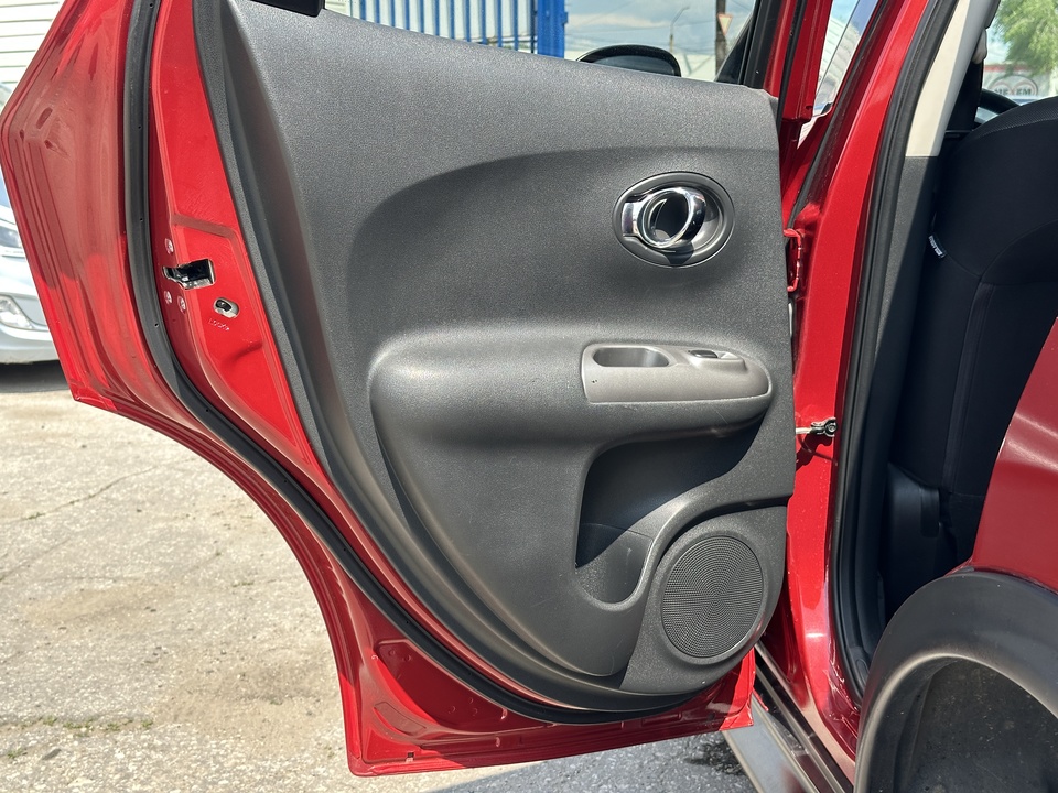 Nissan Juke YF15, 2012 год, 955 000 рублей, 12 фотография