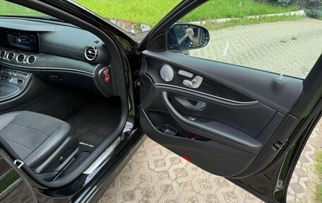 Mercedes-Benz E-Класс, 2019 год, 4 140 000 рублей, 27 фотография