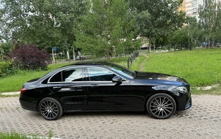 Mercedes-Benz E-Класс, 2019 год, 4 140 000 рублей, 36 фотография