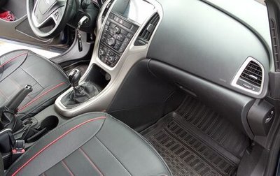 Opel Astra J, 2011 год, 880 000 рублей, 1 фотография