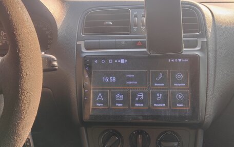 Volkswagen Polo VI (EU Market), 2018 год, 700 000 рублей, 16 фотография