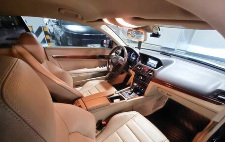 Mercedes-Benz E-Класс, 2012 год, 1 870 000 рублей, 7 фотография