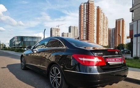 Mercedes-Benz E-Класс, 2012 год, 1 870 000 рублей, 3 фотография