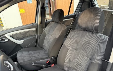 Renault Sandero II рестайлинг, 2013 год, 580 000 рублей, 12 фотография