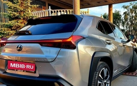Lexus UX I, 2021 год, 2 950 000 рублей, 8 фотография