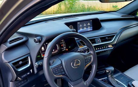 Lexus UX I, 2021 год, 2 950 000 рублей, 10 фотография