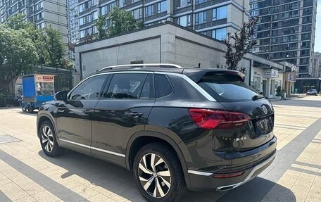 Volkswagen Teramont I, 2021 год, 1 785 000 рублей, 2 фотография