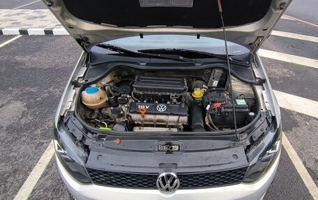 Volkswagen Polo VI (EU Market), 2012 год, 850 000 рублей, 13 фотография