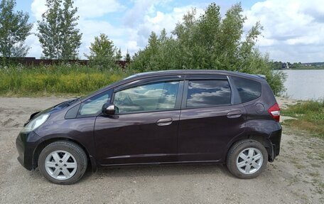 Honda Fit III, 2010 год, 755 000 рублей, 6 фотография